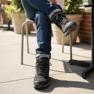 NWT Eddie Bauer Men’s Waterproof Outdoor Hiking Boots Brown Size 10